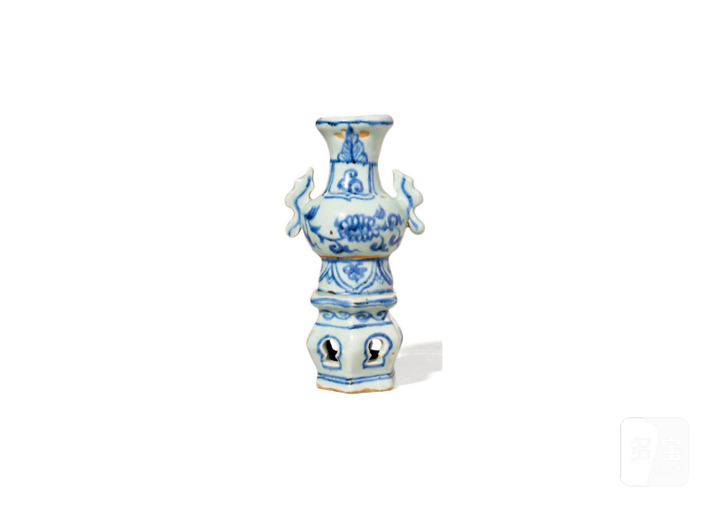 元  青花花卉纹双耳小尊